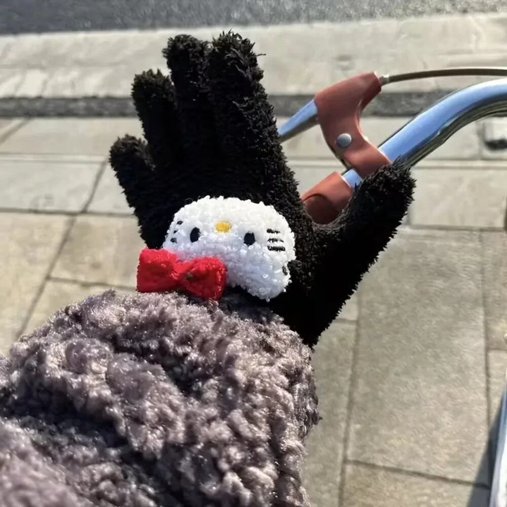 Hello Kitty Black Fuzzy Gloves Mittens‎ BRAND-NEW & SO CUTE!